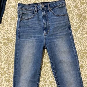 Abercrombie & Fitch Ultra High rise jeggings. Very stretchy!